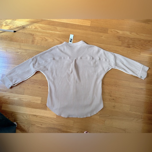 Womens Waffle Knit Button Down Long Sleeve Jacket Women’s Size medium - Picture 3 of 9